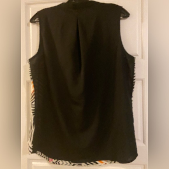 Ivanka Trump sleeveless top large - Picture 2 of 5